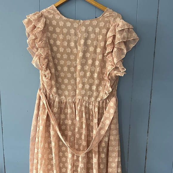 Women’s Pale Pink Floral Dress With Belt - Size 2XL - Picture 2 of 4